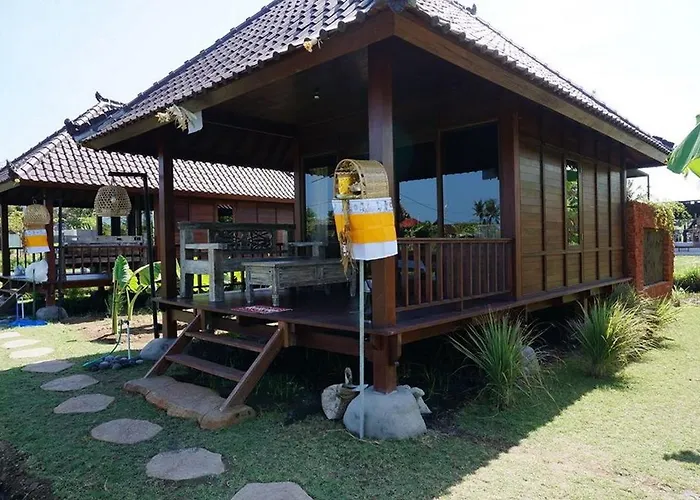 Surf Camp 2*