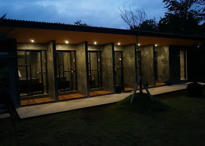 Holiday park Surf Camp